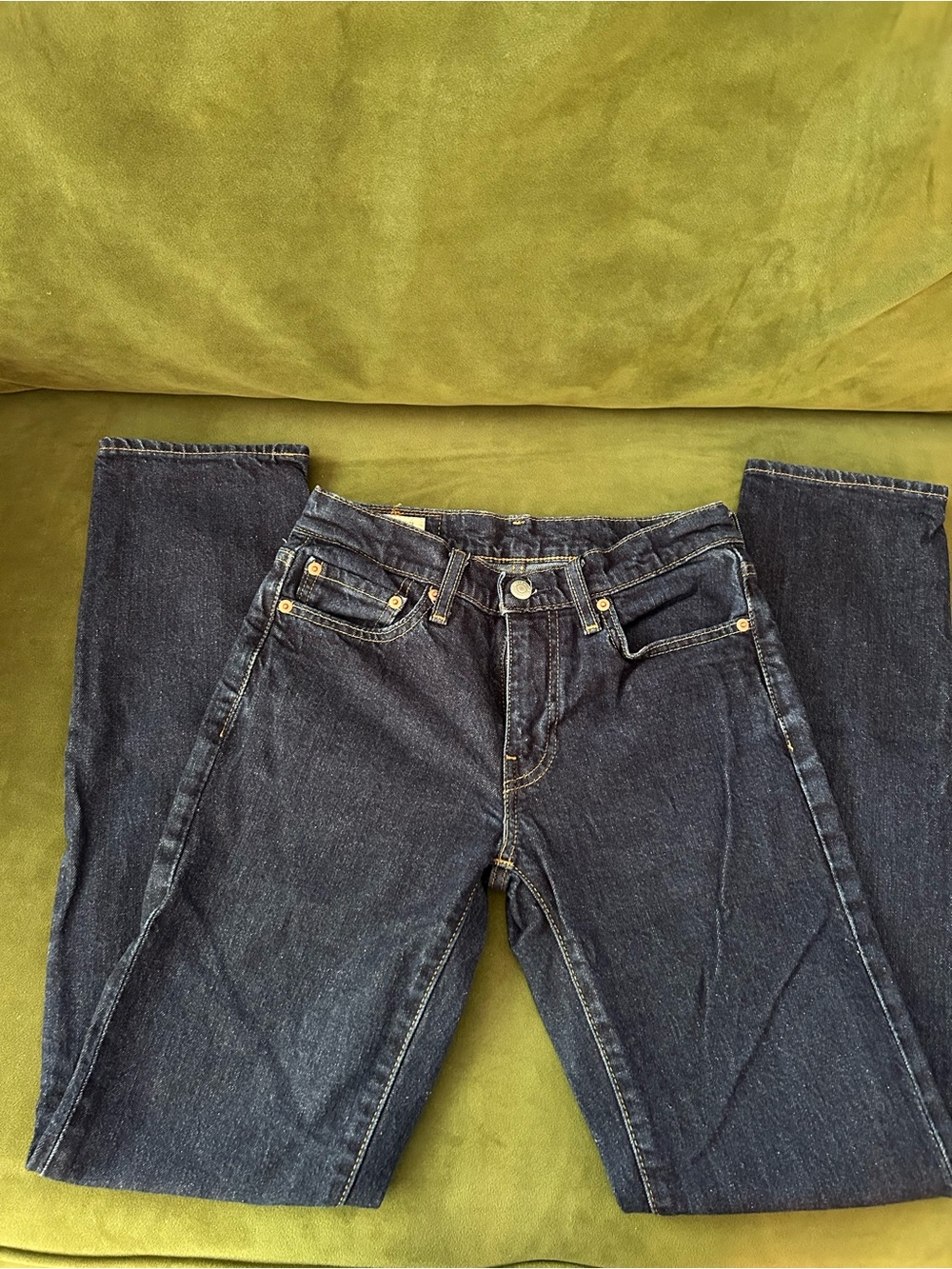 Classic Dark Blue Levi’s Denim Jeans